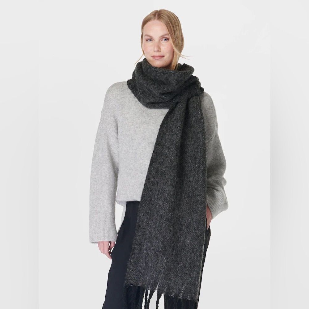 Sweaty Betty Black Charcoal Gray Scarf new with tags